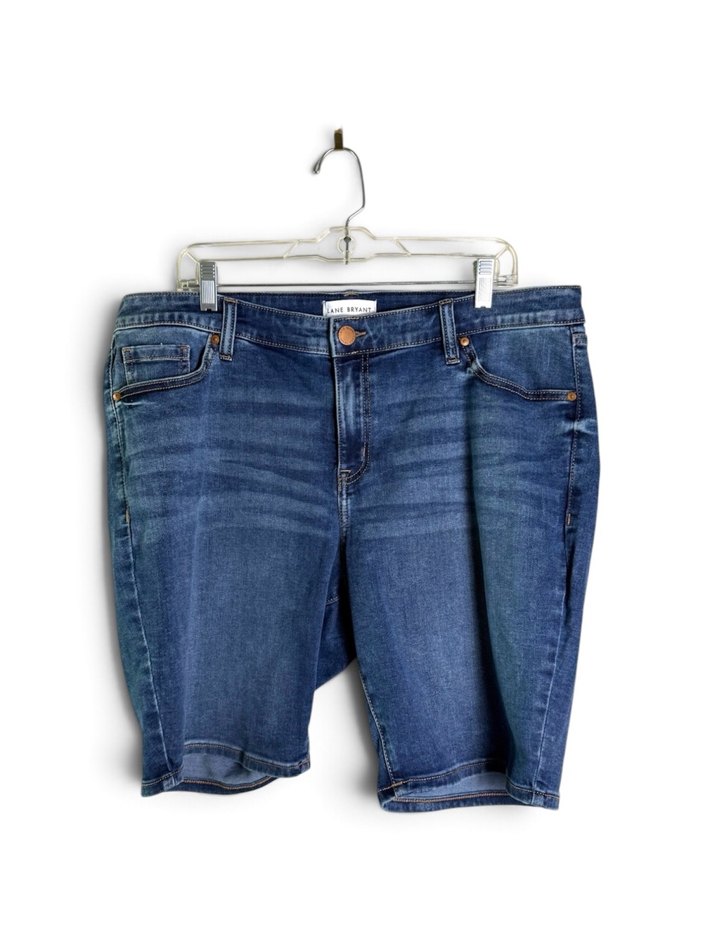Lane Bryant Signature Fit Mid-Rise Bermuda Shorts 20